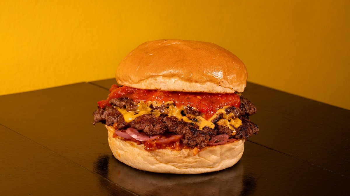 Flame Ignite 🌶️ smash burger at Burgeraki